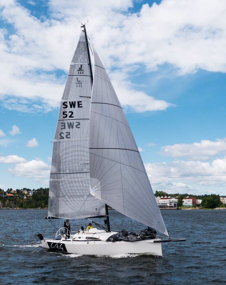 J 111JibTopsail