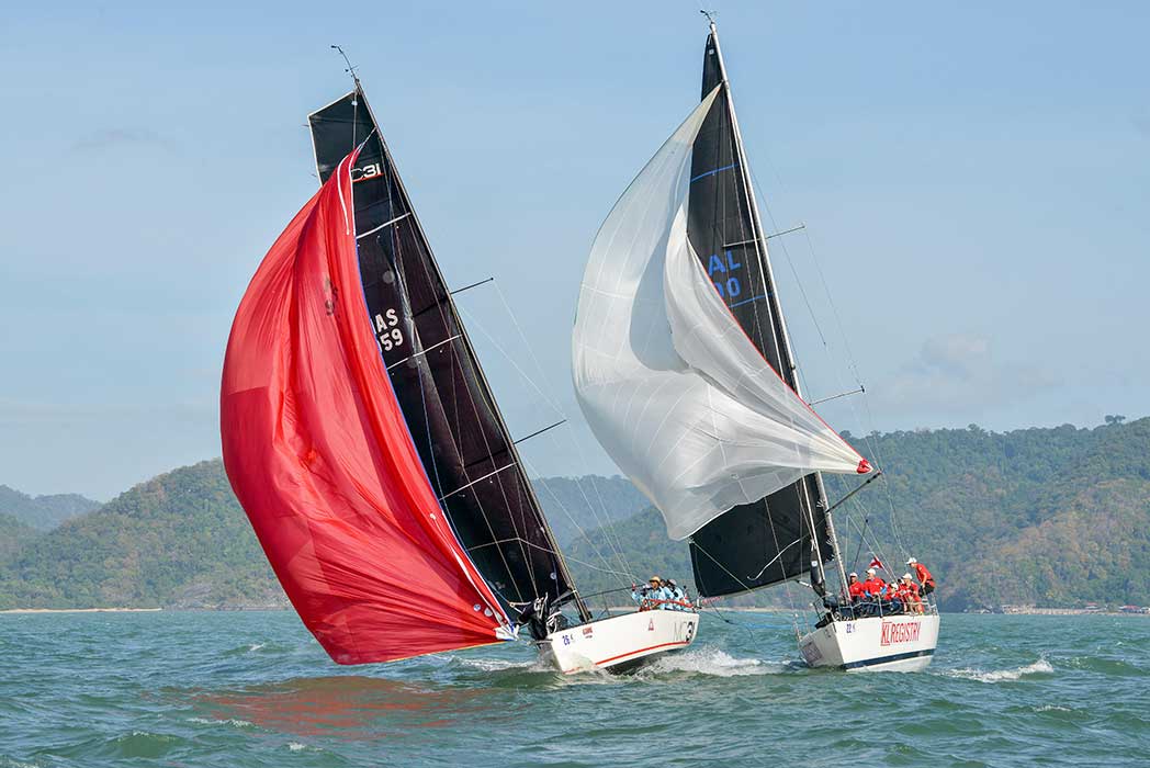 Symmetrical-vs-asymmetrical spinnaker-luffing-matches.jpg